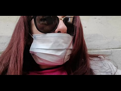 ❤️ Nicoletta hakmerret me fqinjin e saj dhe urinon në garazhin e tij (Karantina speciale italiane Covid19) ️❌ Qyrje tek ne ❌